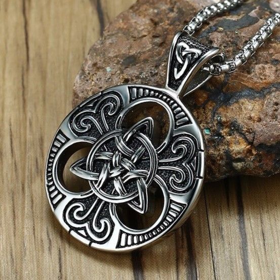 Celtic Trinity Love Knot Double Sided Stainless Steel Triquetra Pendant ...
